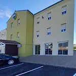 Agen 3* Castelculier
